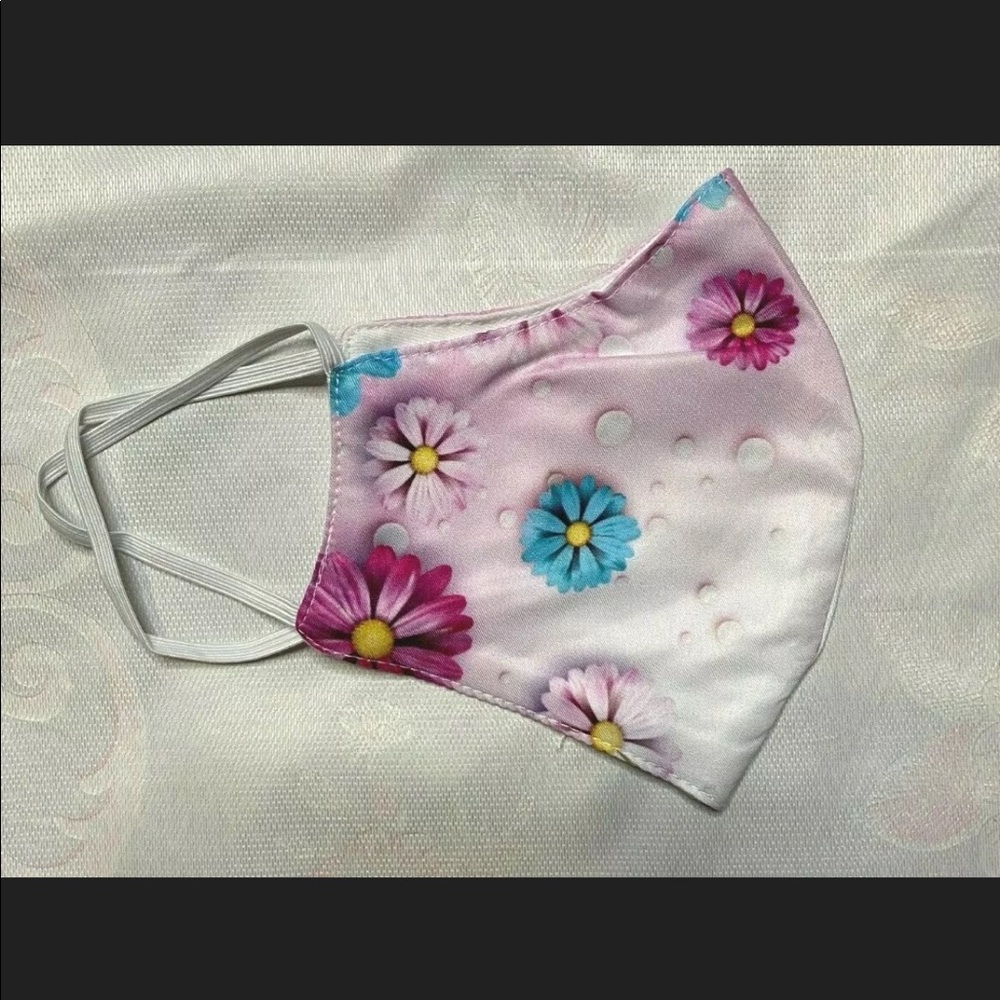 Pink flower face mask